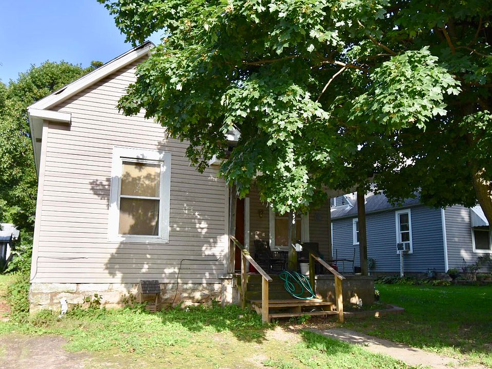 2nd image of 2156 N Lyon Ave