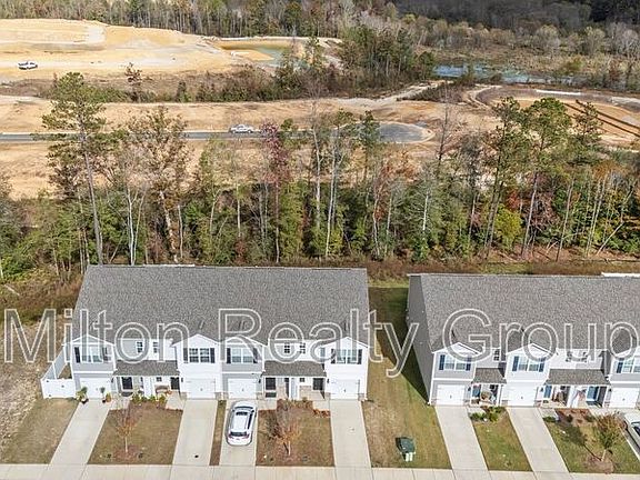 5th image of 122 March Creek Dr