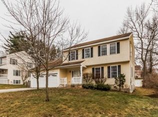 10 Edith Ave, Nashua, NH 03064