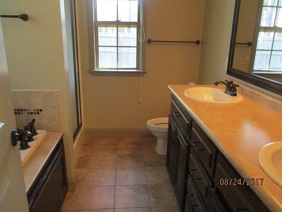 5th image of 3514 Butler Woods Dr