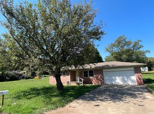 1601 Clayton Dr, Tahlequah, OK 74464