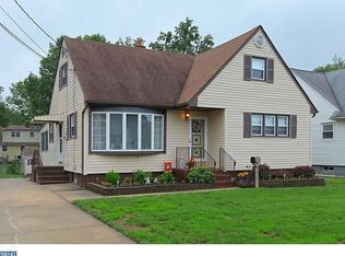 327 Hendrickson Ave, Woodbury, NJ 08096
