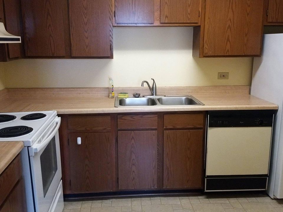 1st image of 10 N Whitney St