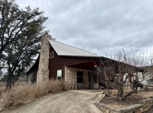 19 E River Oaks Ln, Ingram, TX 78025