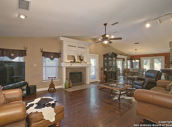 5th image of 14022 Enchanted Knight Dr