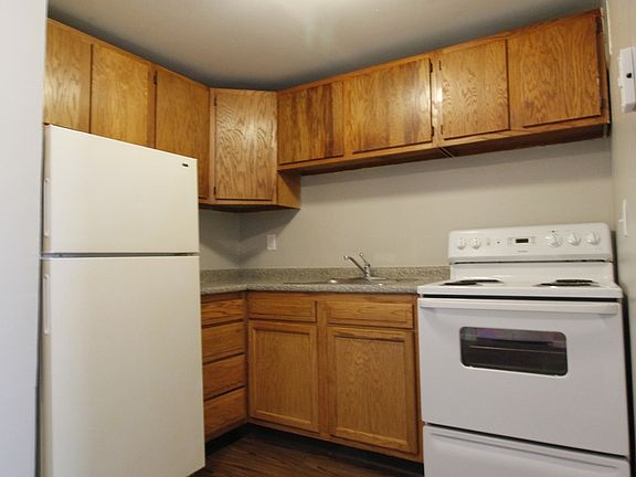 4th image of 617 N White Horse Pike APT 15