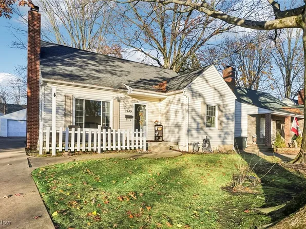 1949 Stabler Rd, Akron, OH 44313