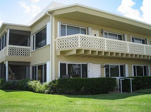 3rd image of 4804 N Flagler Dr