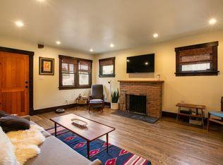207 Richmond Dr NE, Albuquerque, NM 87106