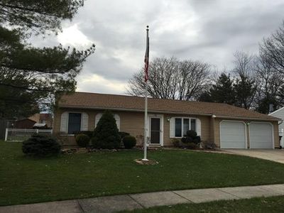 22 Firethorn Dr, Edison, NJ, 08820