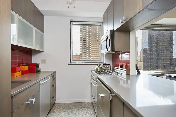Sold by Highland Advisory | media 5