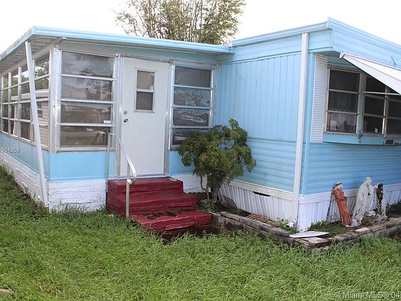 5th image of 5640 E Marina Dr