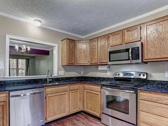 2nd image of 307 Stafford Mews Ln