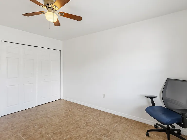 2569 N Alafaya Trl #133 — Photo 18