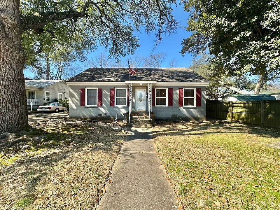 1st image of 1309 Robertson Ave