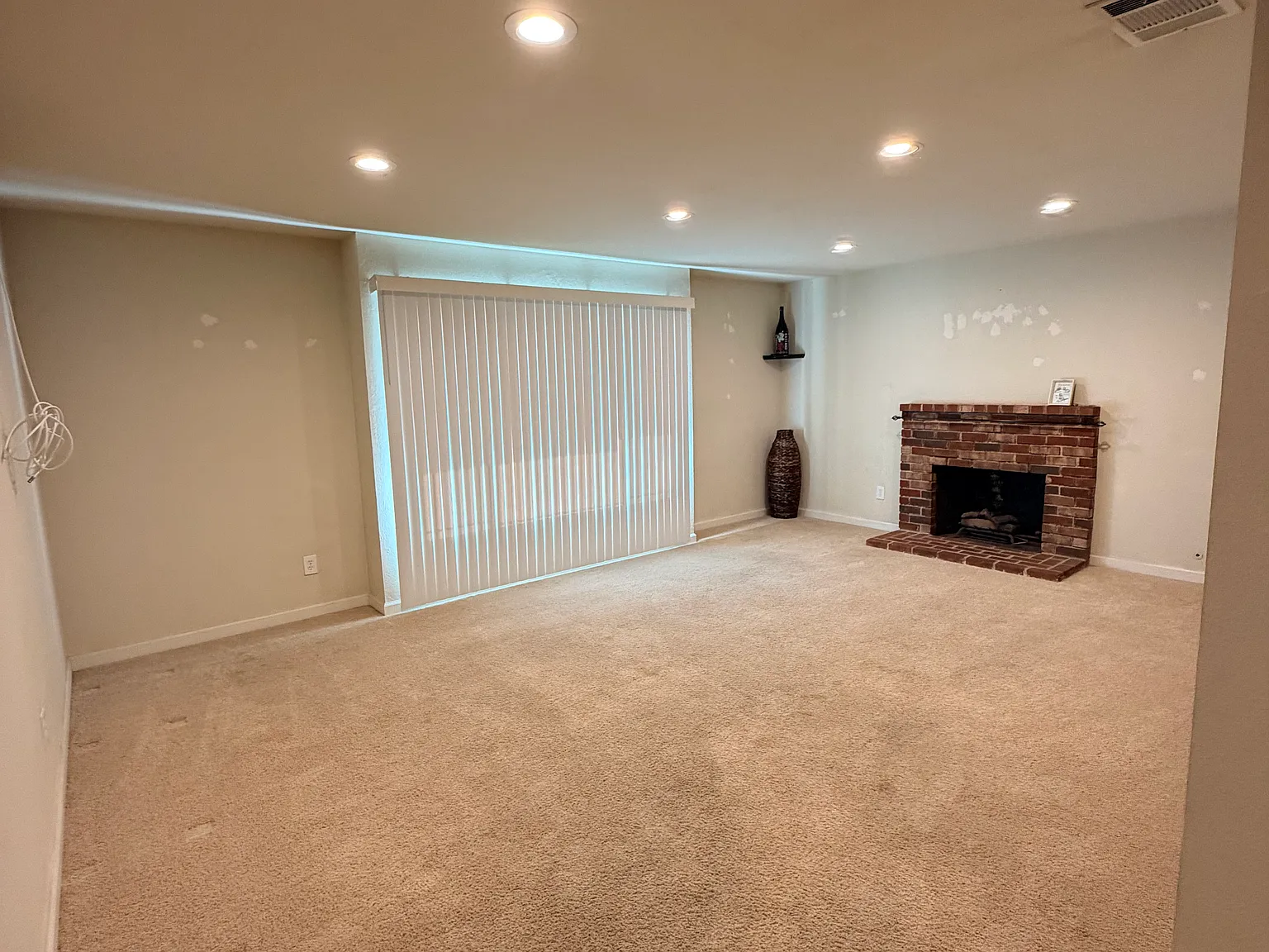 4 bed, 1528 sqft, $3,700 — Photo 2