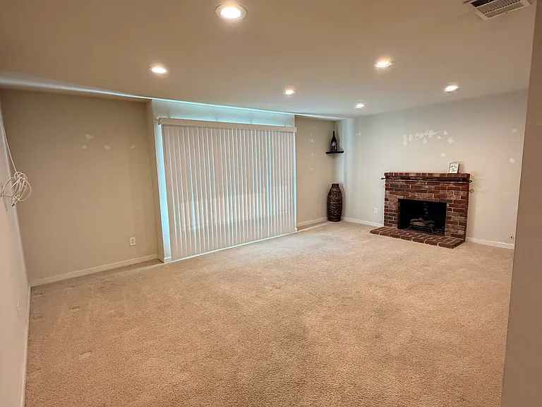 2839 S Castle Harbour Pl — Photo 2