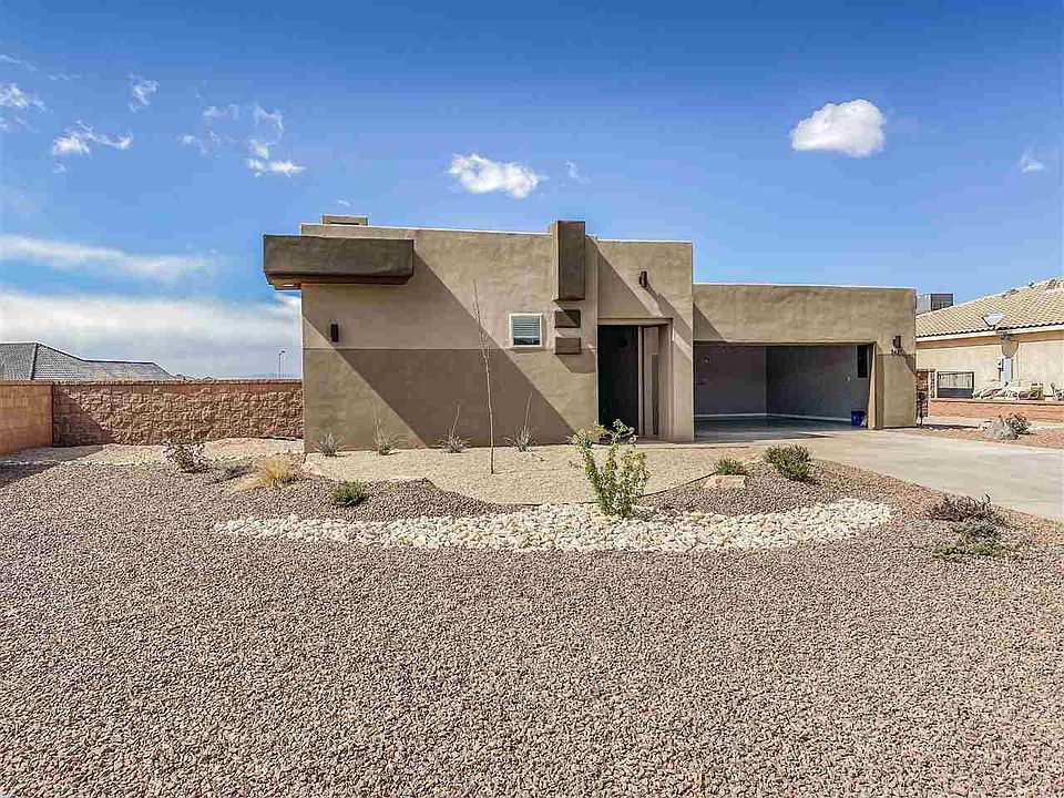 2nd image of 3427 Calle Verde Dr