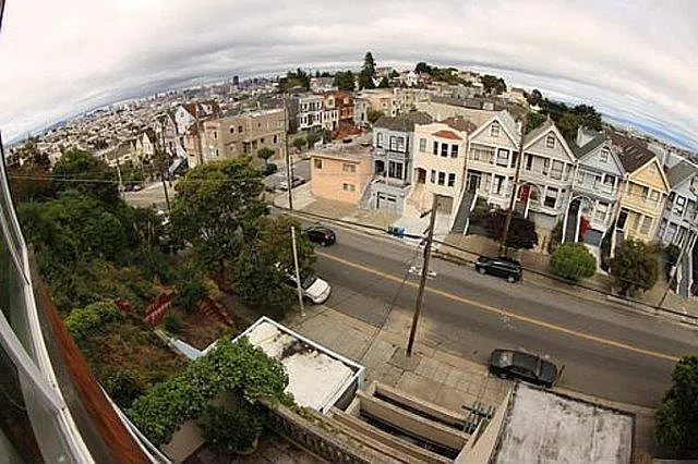 876 Castro St
