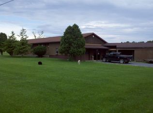 1044 Carpenter Rd, Aurora, NY 13026