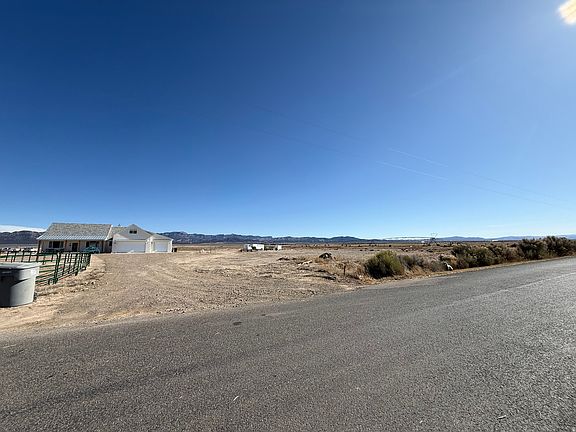 5th image of 3550 N Riverlane Rd E