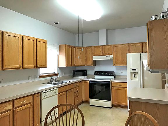 4th image of 3470 Steeplechase Way Lot 882