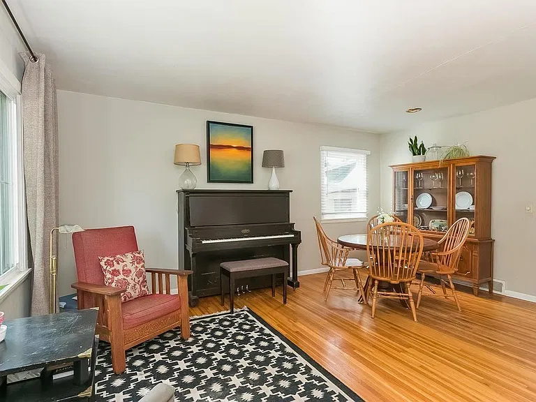 Living & Dining room