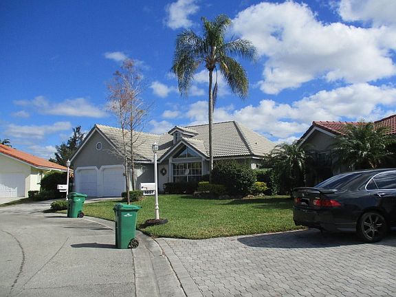 2nd image of 10601 NW 16th Ct