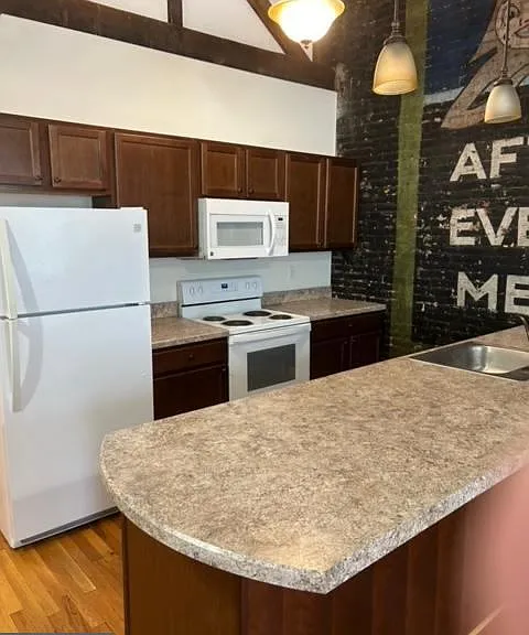 302 N Cameron St #200 — Photo 5