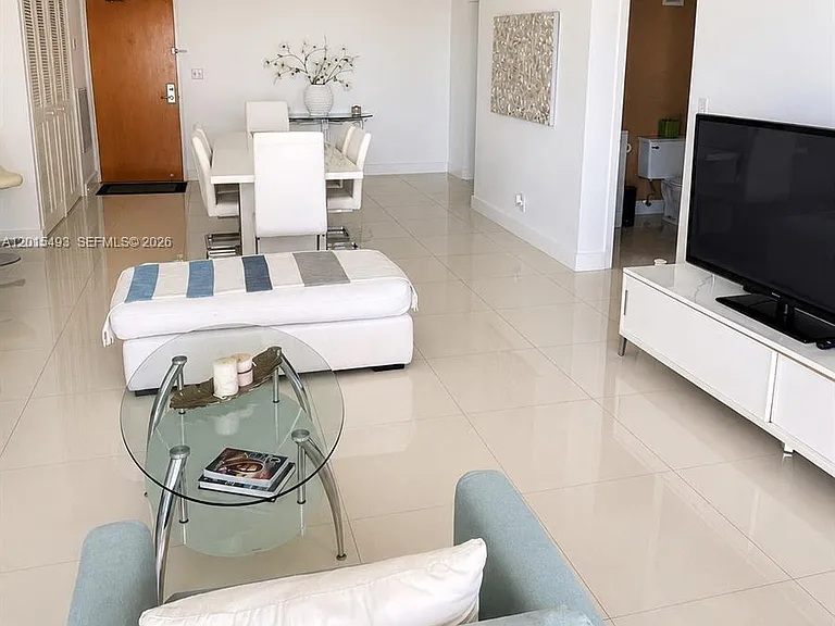 9195 Collins Ave #1012 — Photo 2