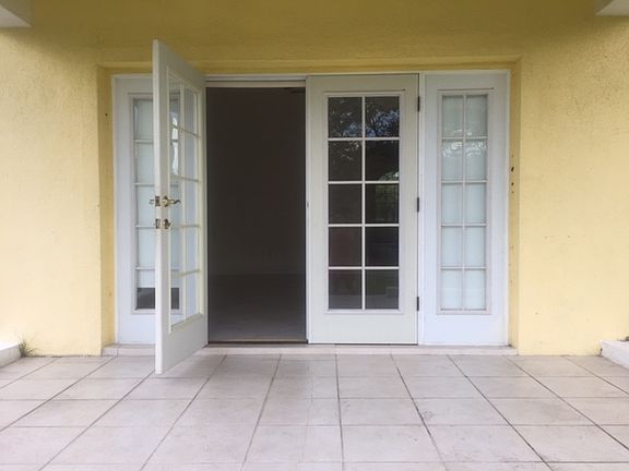 2nd image of 1203 Ashwell Ct