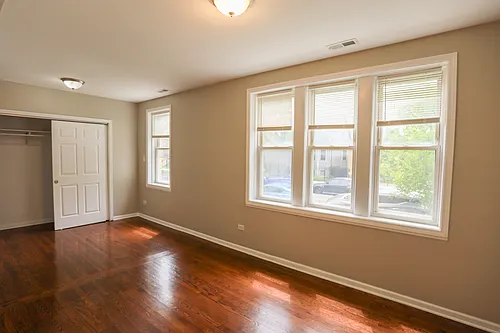 2705 N Kilpatrick Ave #1 Photo 1