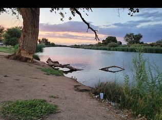 17621 Fisher St, Victorville, CA 92395