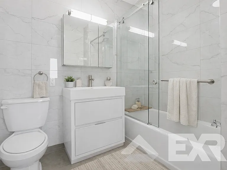 48 Somers St #302 — Photo 7