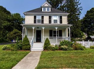 60 Rhoades Ave, East Walpole, MA 02032