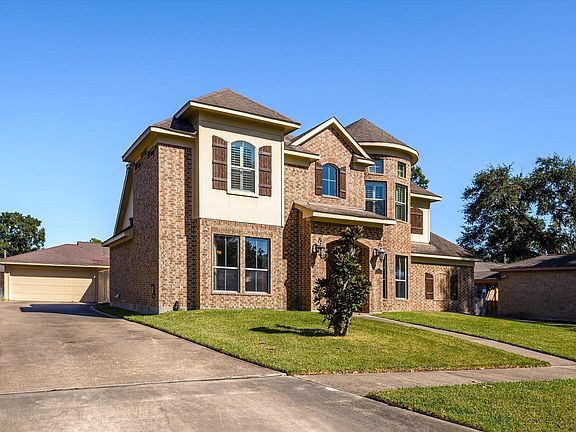 5th image of 15811 Crestbrook Dr