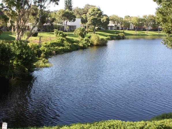 127 Tidewater Dr, Bradenton, FL 34210