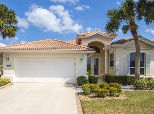 572 NW Lambrusco Dr, Port Saint Lucie, FL 34986