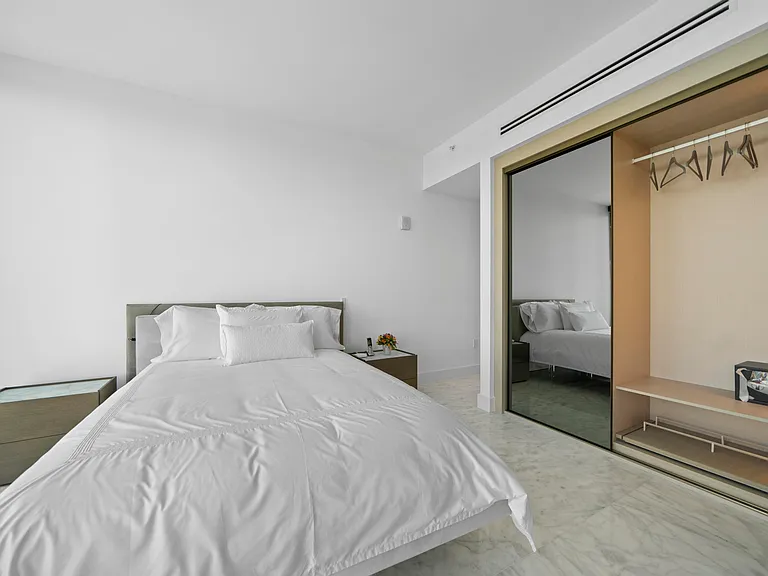 15701 Collins Ave #3901 — Photo 30