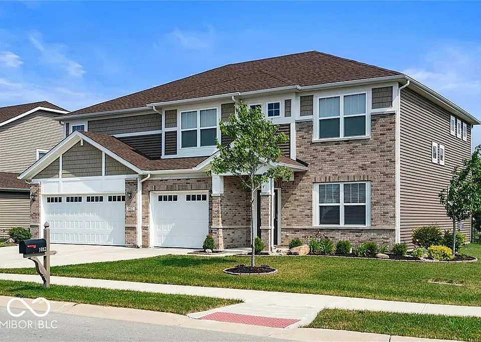 1012 Parker Ln