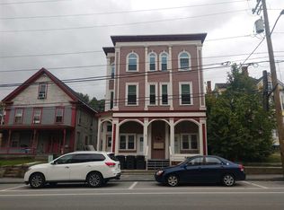 21 S Main St APT 1, Lisbon, NH 03585