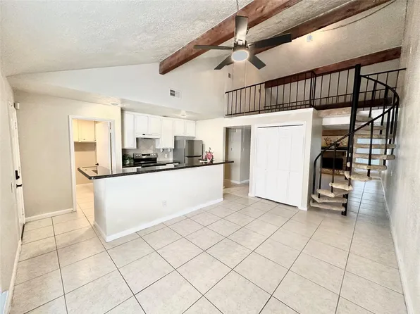 9164 Wilcrest Dr #9164, Houston, TX 77099