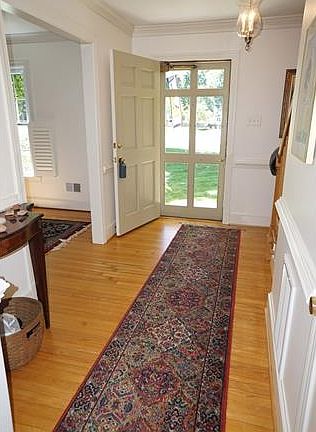 3rd image of 340 Saybrook Dr