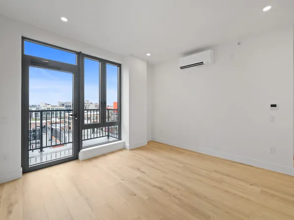 28-08 38th Avenue image 3 of 17