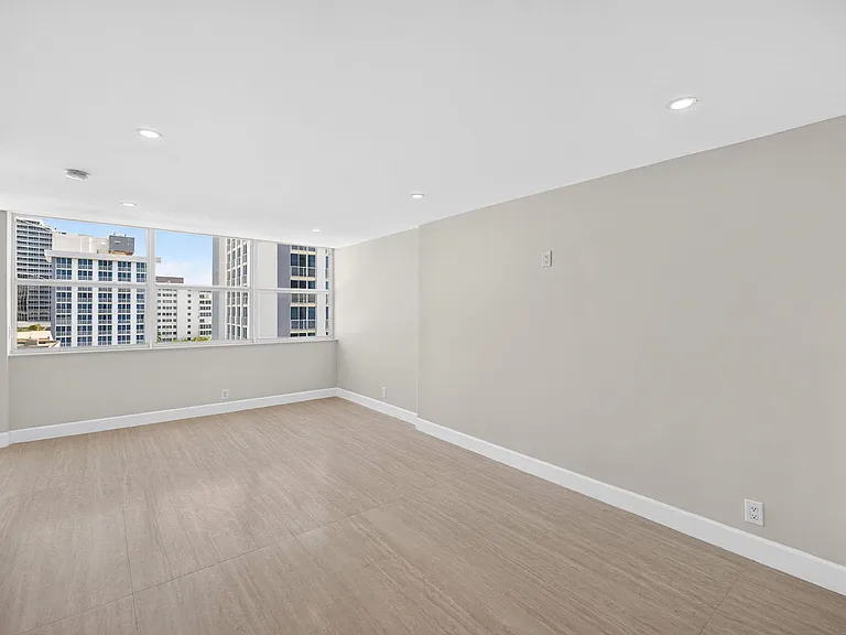 209 N Fort Lauderdale Beach Blvd #8A — Photo 39