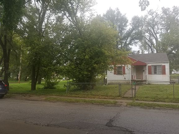 4th image of 3751 N 37th St
