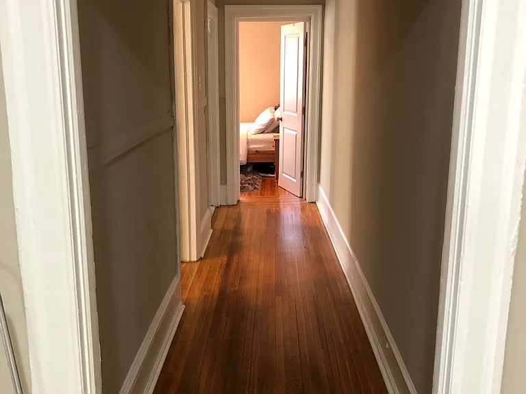 251 S 16th St #2E — Photo 4