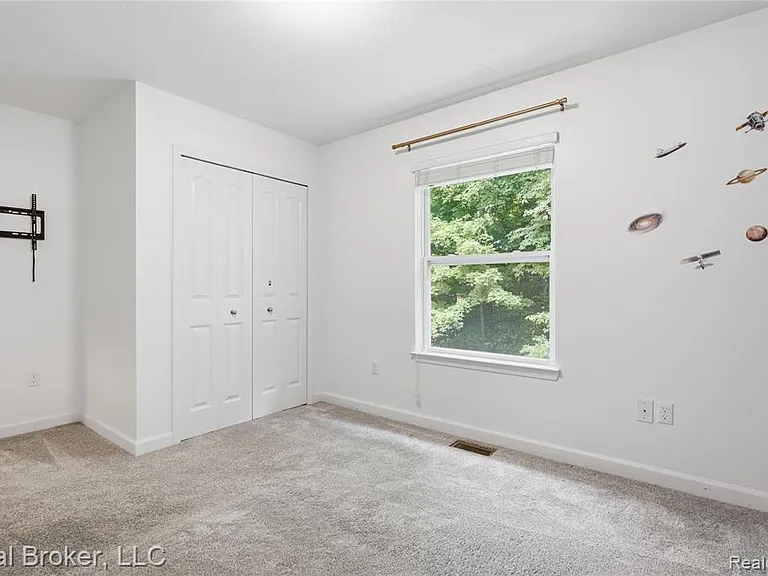 26978 Maxwell Ct — Photo 26
