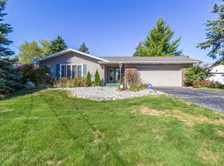 1234 S Geneva Dr, Dewitt, MI