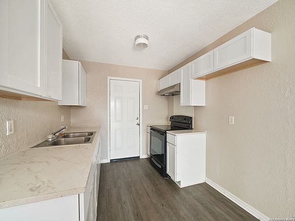 4th image of 6134 DEER VALLEY DR